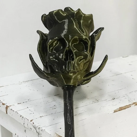Handcrafted Multicolor Gold-Black Skull Rose (Price for 1) - Picture 2 of 16